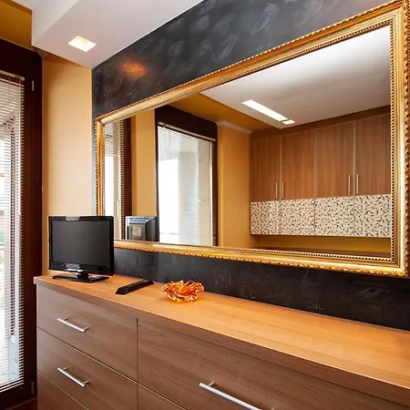 New Danube Flat *