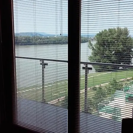 Apartment New Danube Flat